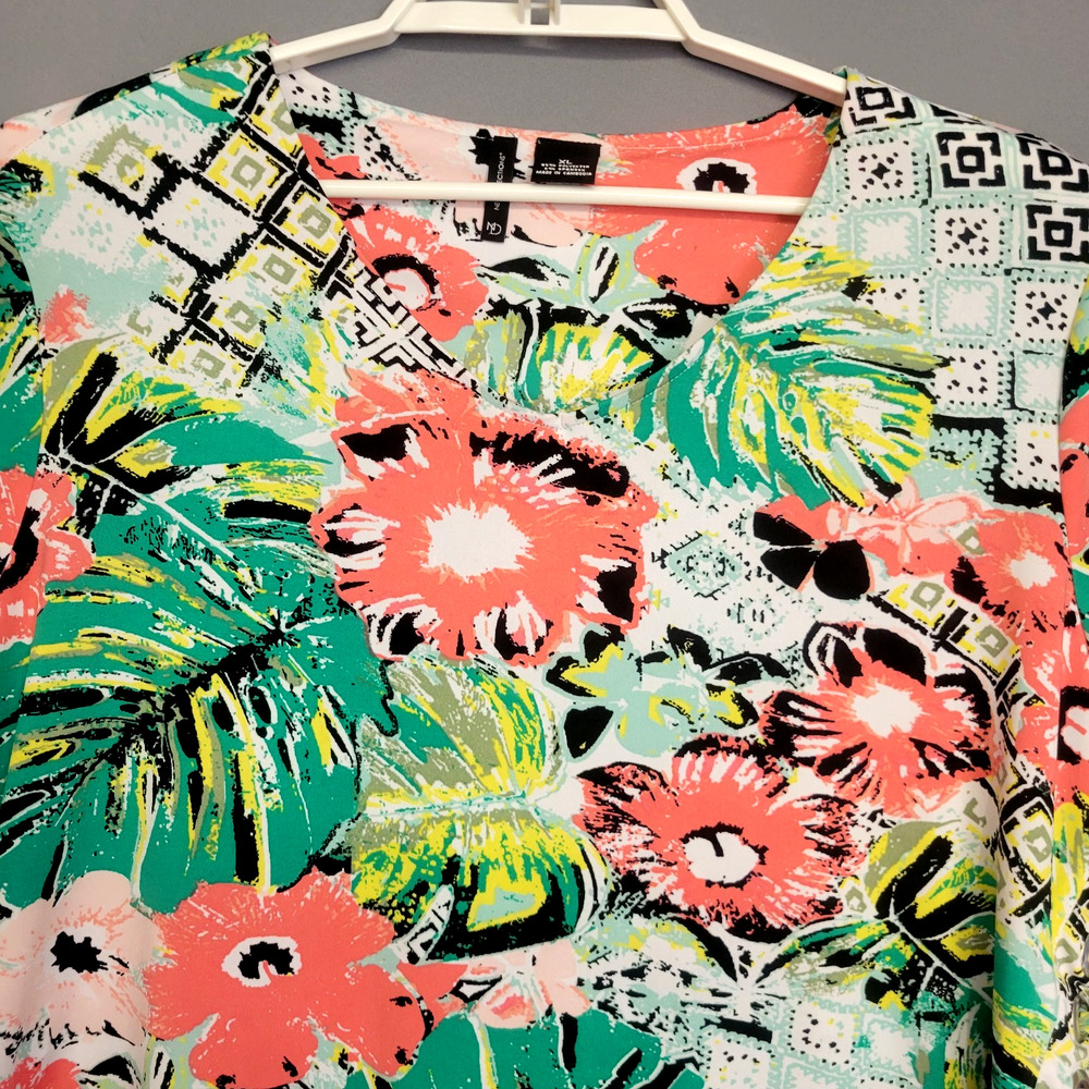 ND New Direction Floral Top Womens XL Bright Lace-Up Side High Low 3/4 Sleeves - Picture 2 of 12